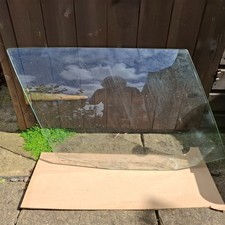 Jensen Interceptor Mk1 o/s Untinted clear driver's rhd window