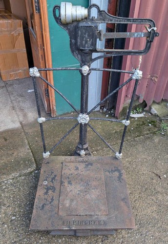 Antique vintage cast iron - cast,
