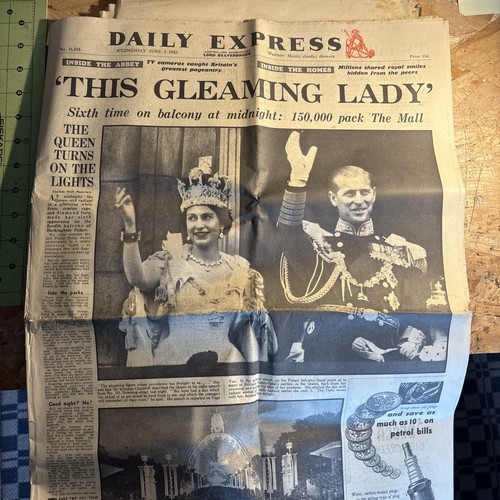 Daily mail gold souvenir - mail,
