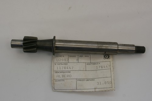 Rear wheel hub shaft z10 - rear,