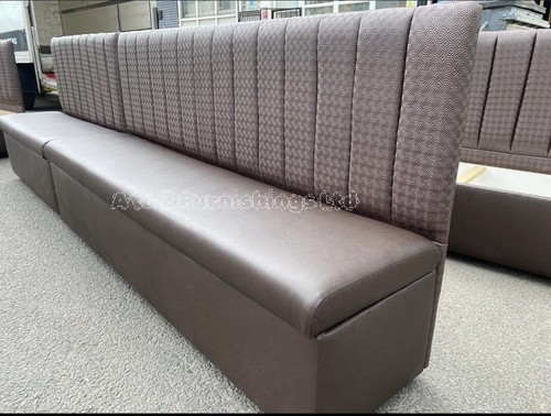 Restaurant booth seating - restaurant,