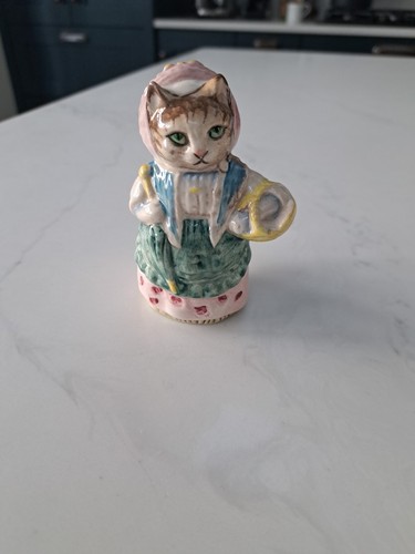 Royal albert england - albert,