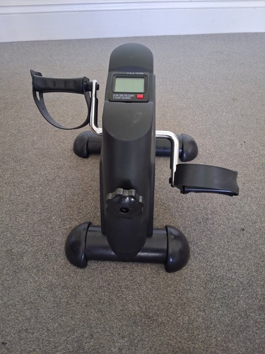 Adjustable mini exercise bike - adjustable,