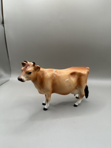 Nice vintage cow - a,