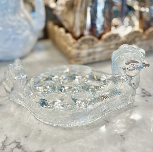 Vintage pressed glass chicken - vintage,