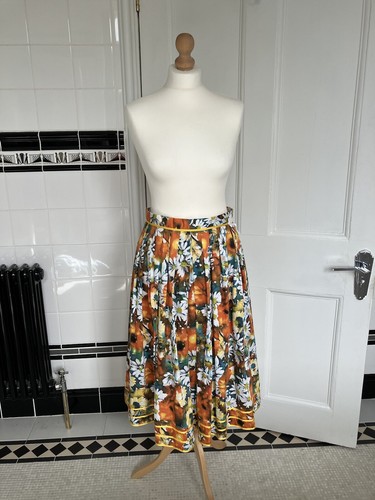 Dirndl skirt orange flowers - skirt,,