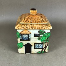 Beswick 249 Cottage Ware Biscuit Barrel