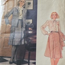 Vogue 6129 Vintage used cut Sewing Pattern ladies suits size UK 14