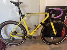 Canyon Inflite CF SL8 Carbon