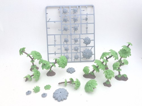 Plastic jungle trees 3rd - plastic,