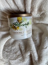 Bath & Body Works White Barn 3