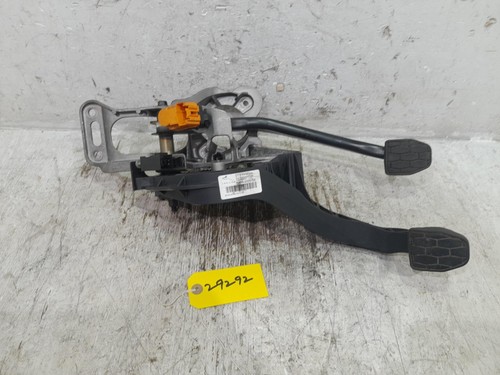 Jaguar 2016 clutch - jaguar, xe