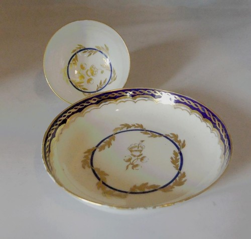 18th worcester blue - worcester, gilt