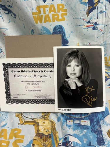 Pia zadora vintage autographed - pia,