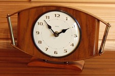 VINTAGE 27cm Smiths Mantel