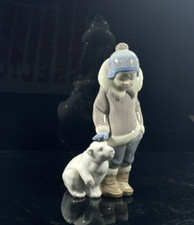 Lladro Eskimo Boy w/Pet 5238