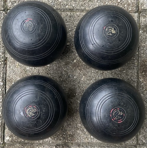 Henselite lawn bowls - henselite, of