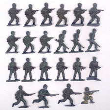 Lot 22 Vintage Cast Iron Metal