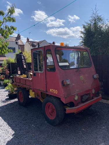 Unimog small hiab truck - truck, cly