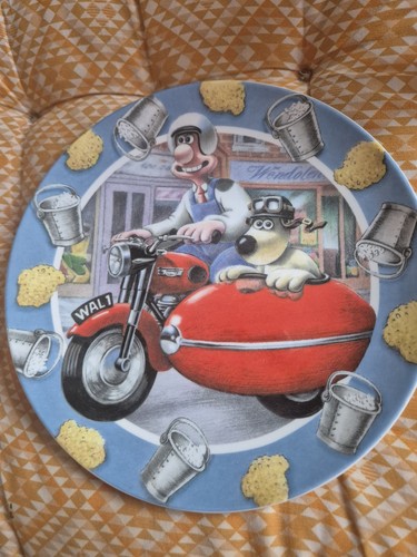 Wallace and gromit plate - and, by