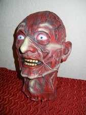 LIFESIZE BLOODY SKINNED