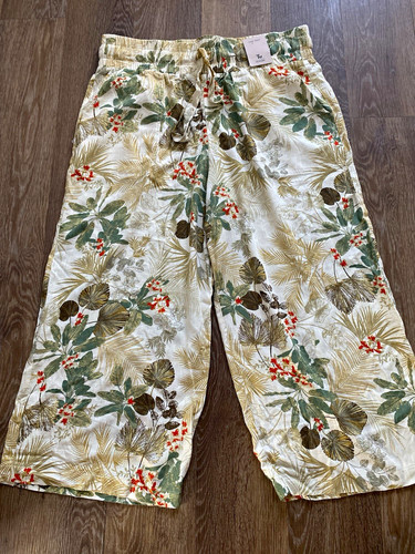 Woman tropical floral - tu,