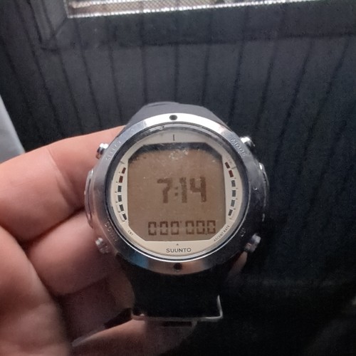Suunto dive computer - d6,