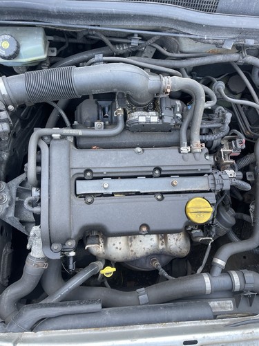Vauxhall astra 4 petrol - vauxhall,