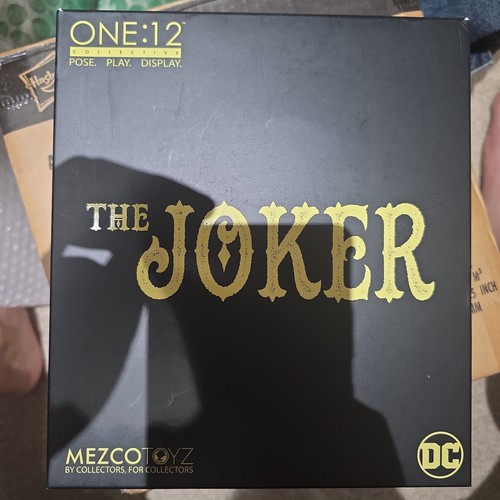 Mezco one the joker gotham - the,