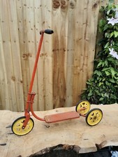 VINTAGE 1960S 70S MOBO THREE WHEELED SCOOTER REF 1505