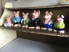 Wade NatWest pigs full set. Includes cousin Wesley