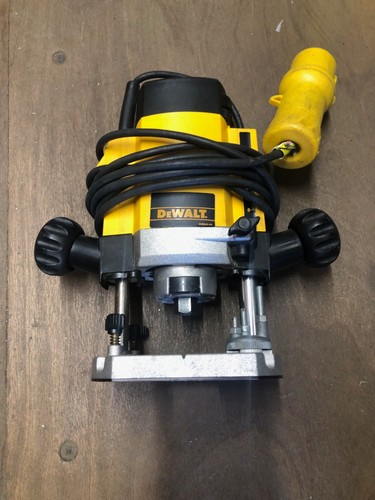 Dewalt hand router - , 110v