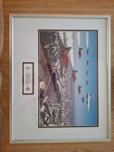 Signed concorde amd red arrows - amd,