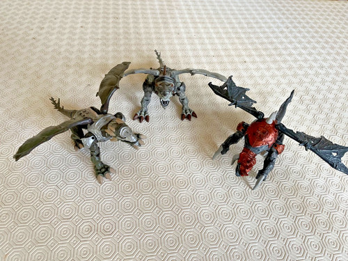 Mega bloks dragons figures - bloks,