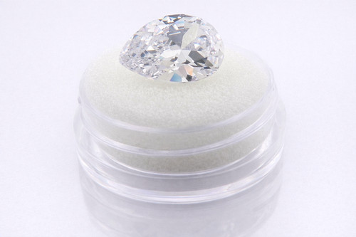 Pear cut colourless cubic - pear,
