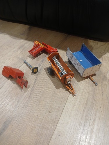 Britains farm toys spares - toys,