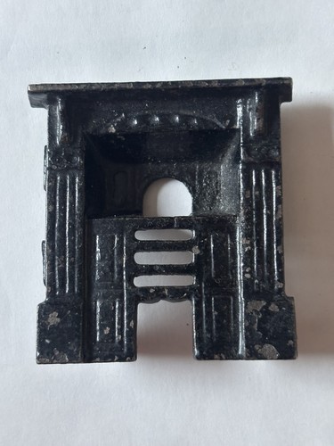 Vintage dolls house cast iron - house,