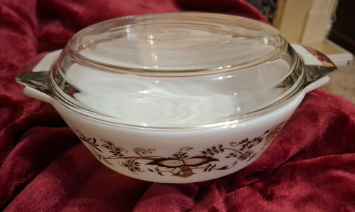 Vintage pyrex casserole - vintage,