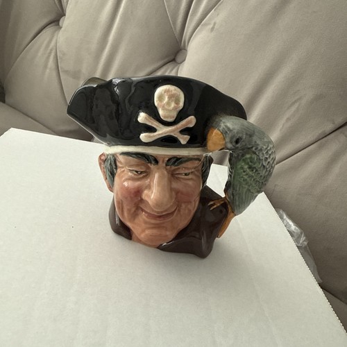 Royal doulton small - royal,