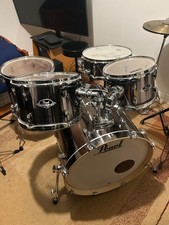  Pearl Export EXX705N Chrome Mirror 5-piece drum kit. Great condition.