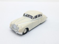 Oxford Jaguar MK7 Ivory - OO