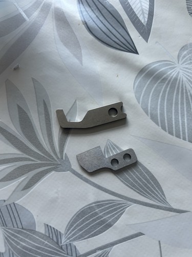 Upper lower knife for - upper/lower,