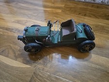 Big green car - big, model