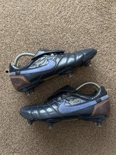 Nike Tiempo very Rare 2006 R10 Ronaldinho football boots size 9 Uk