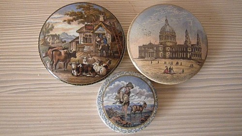 Coloured pot lids - lids, =