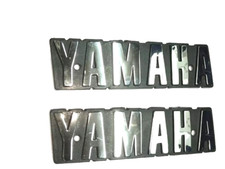 Yamaha Set of 2 Badges Chromed