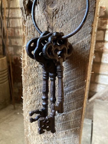 Cast iron small - cast,