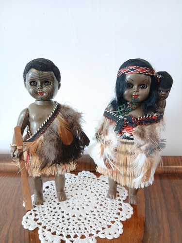 Vintage pair maori native - maori,