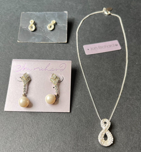 Jon richards necklace and - and, 2
