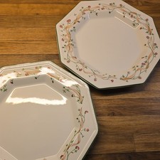 2 x Eternal Beau 9 3/4 inch